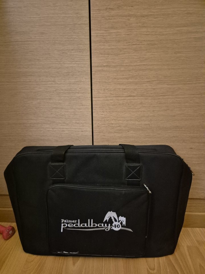 Pedalera Palmer Pedalboard 40 de segunda mano · Foto 1 de 2 · Valencia · 40 €