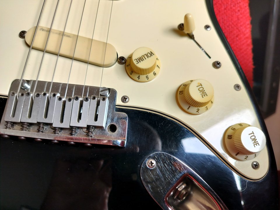 Fender Strat Plus 1988 de segunda mano · Foto 10 de 10 · Valladolid · 1400 €