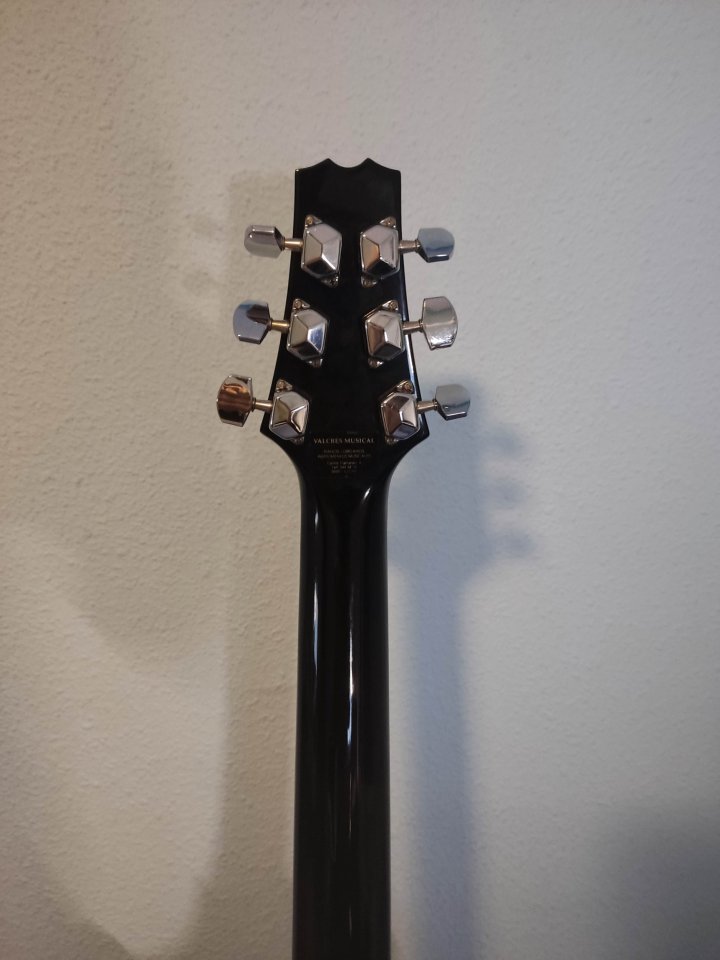 Guitarra Cort tipo Les Paul de segunda mano · Foto 4 de 7 · Alicante · 300 €