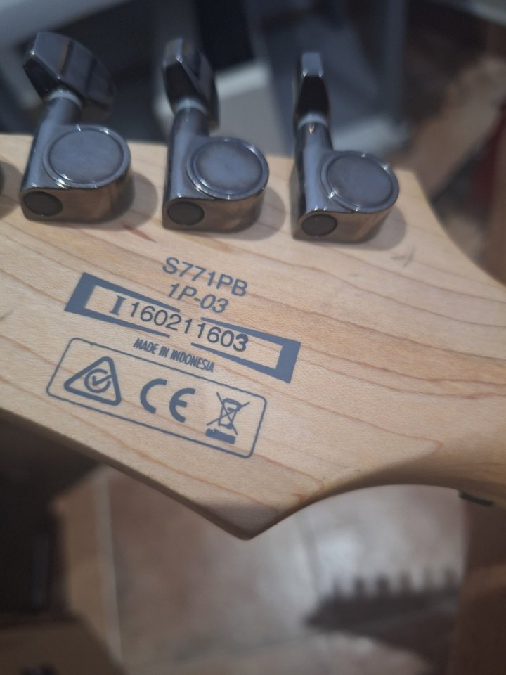 Ibanez s771 pb impecable con funda nueva de segunda mano · Foto 8 de 8 · Castellón · 300 €