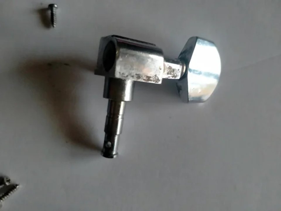 Clavijas Afinador Guitarra Japan de segunda mano · Foto 6 de 8 · Valencia · 17 €