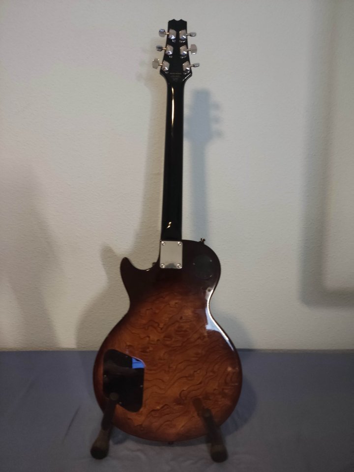 Guitarra Cort tipo Les Paul de segunda mano · Foto 6 de 7 · Alicante · 300 €