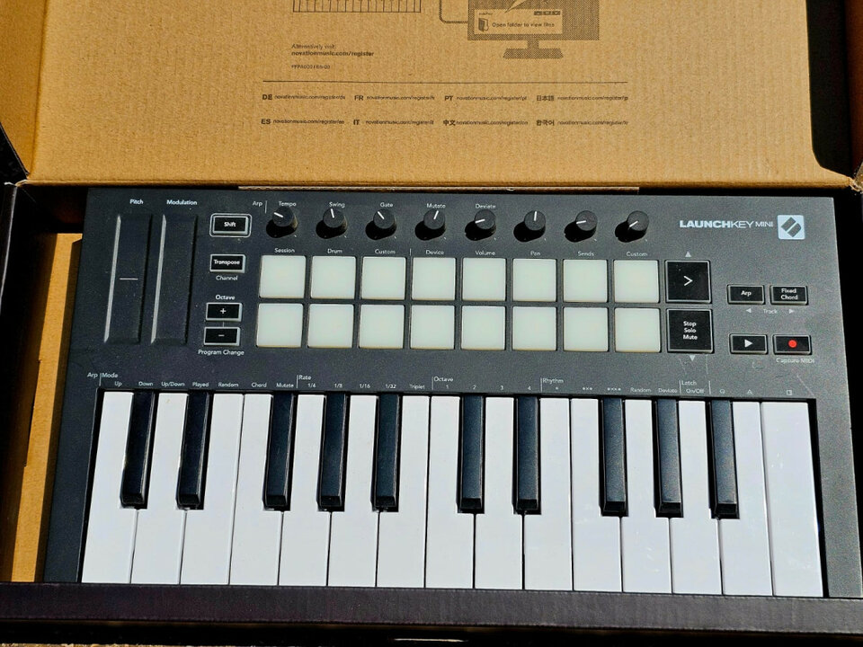 Novation Launchkey Mini MK3