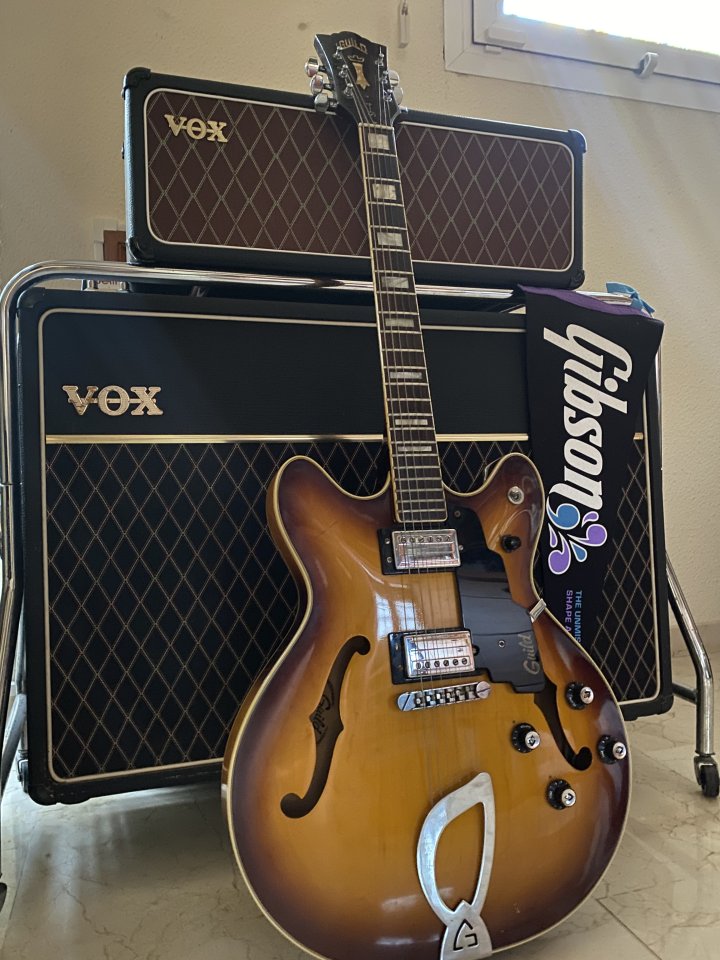 Guild Starfire IV 1977