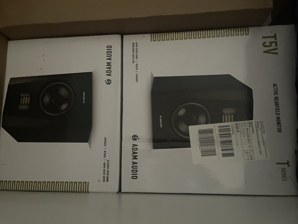Adam Audio T5V