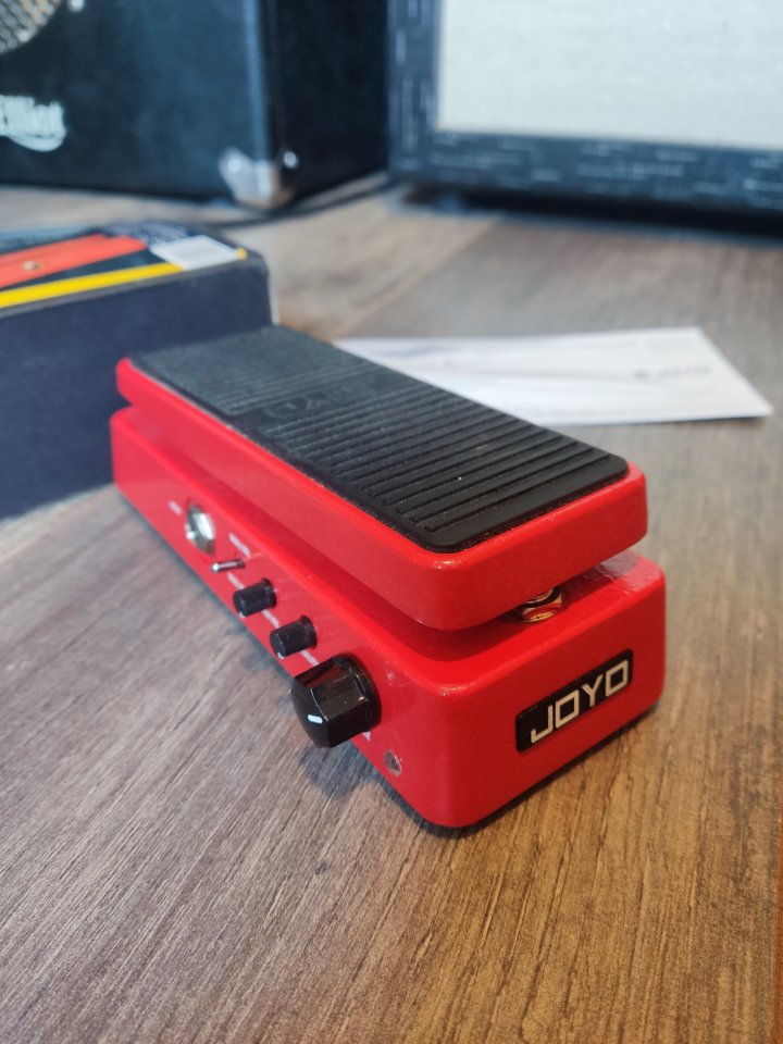 Joyo Multi Wah de segunda mano · Foto 1 de 4 · Madrid · 50 €