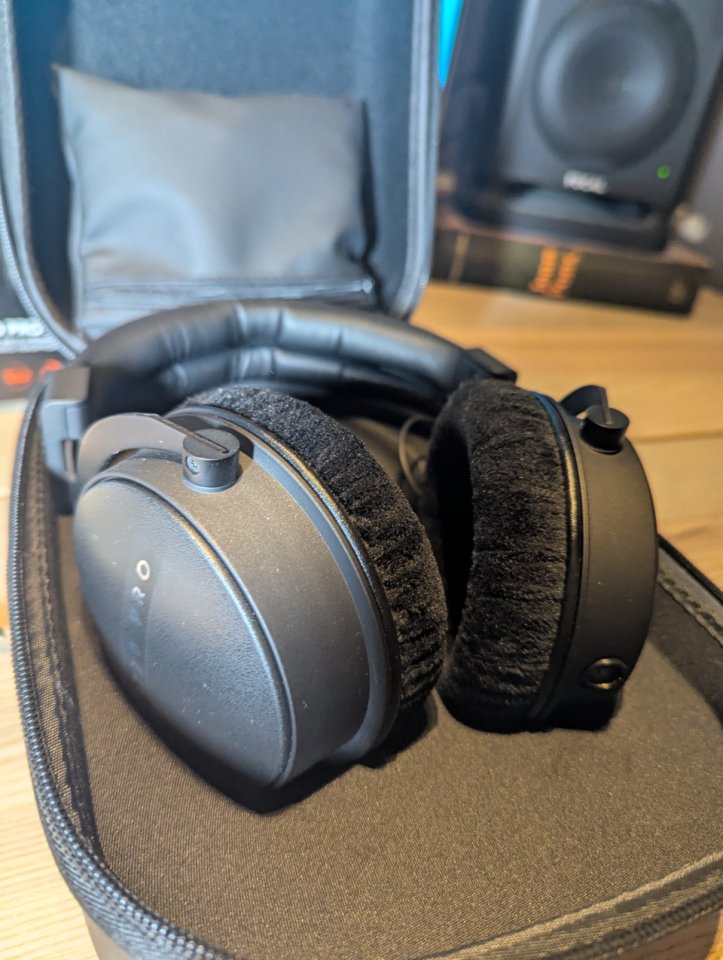 Beyerdynamic DT 1770 PRO MKII Auriculares NUEVOS de segunda mano · Foto 3 de 5 · Barcelona · 440 €