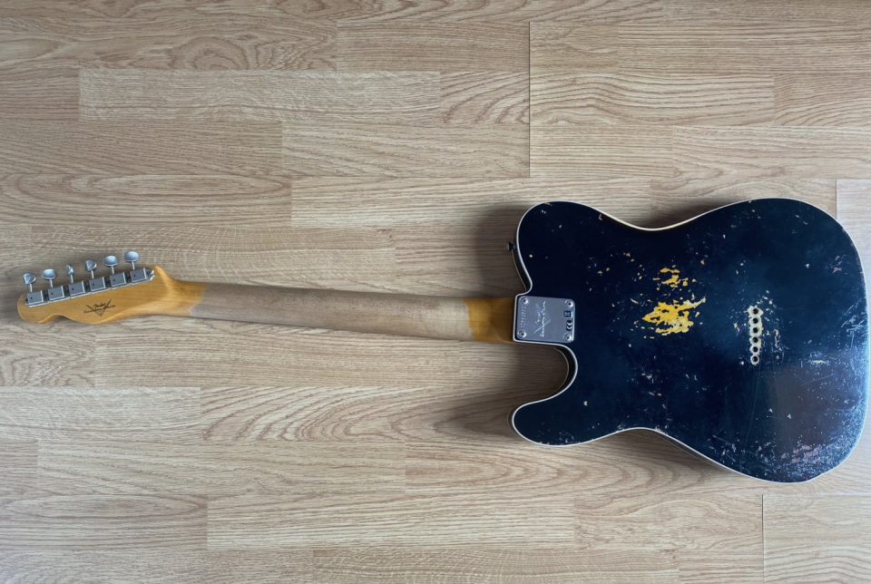 Fender Custom Shop Telecaster Custom Heavy Relic Black Over Chocolate 3 de segunda mano · Foto 3 de 4 · Girona · 3500 €