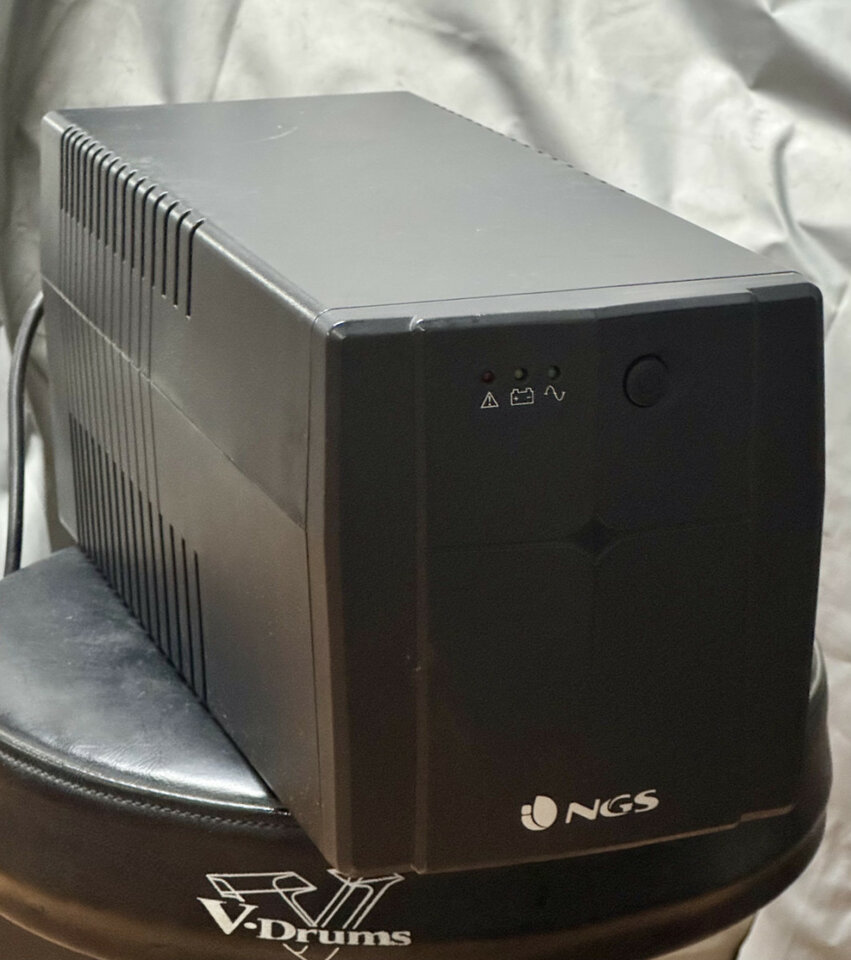 SAI NGS Fortress 1500 v2 de segunda mano · Foto 2 de 3 · Jaén · 100 €