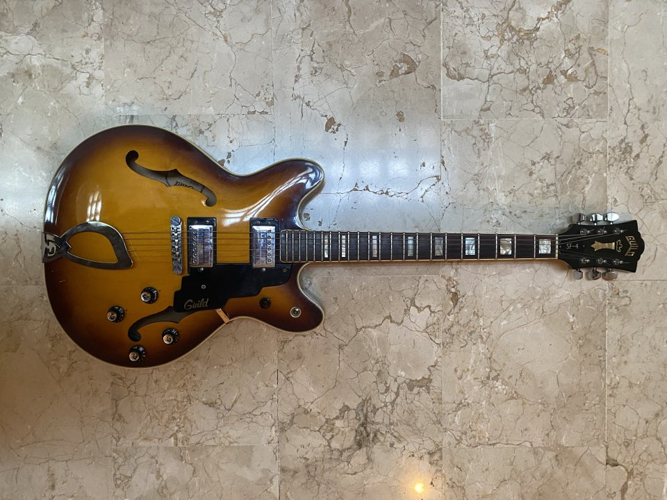 Guild Starfire IV 1977