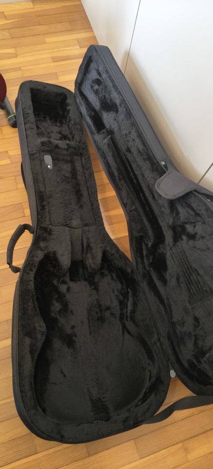 EPIPHONE SG (REP. CHECA) de segunda mano · Foto 2 de 8 · Barcelona · 350 €