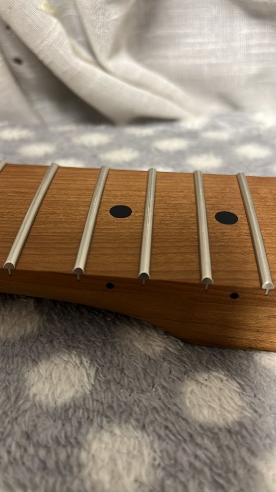 Mastil WARMOTH  Tostado tipo strato - stratocaster