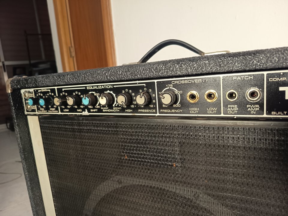 Peavey TNT 130 de segunda mano · Foto 4 de 6 · Valencia · 250 €