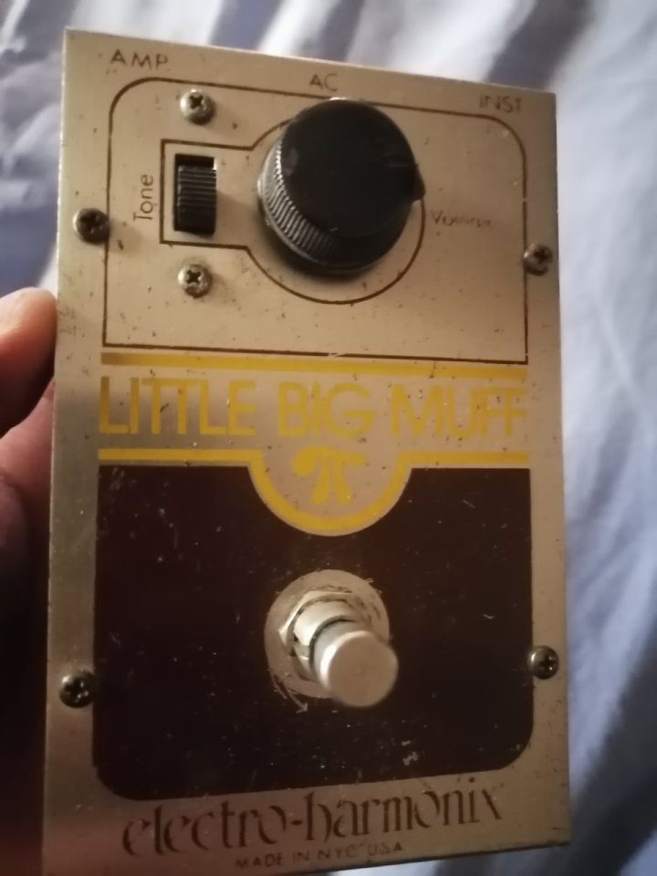 Electro Harmonix little Big Muff 1977 de segunda mano · Foto 1 de 5 · A Coruña · 250 €