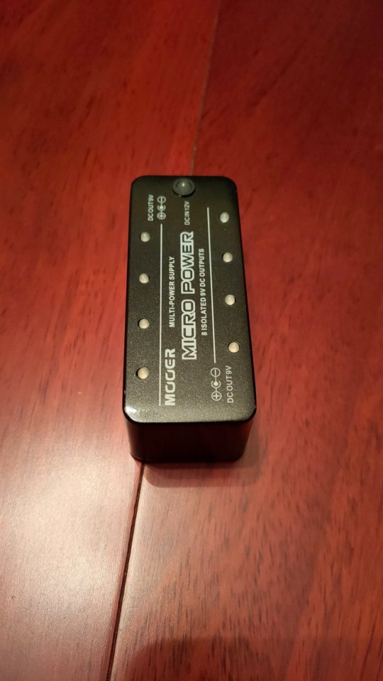 Pedalboard y pedales