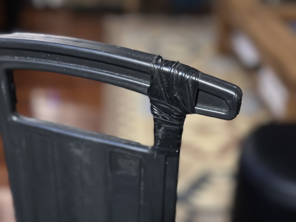 Cabeza grabación marca Binaural Enthusiat con micrófonos y maleta