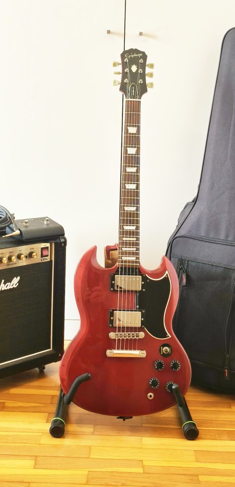 EPIPHONE SG (REP. CHECA) de segunda mano · Foto 7 de 8 · Barcelona · 350 €