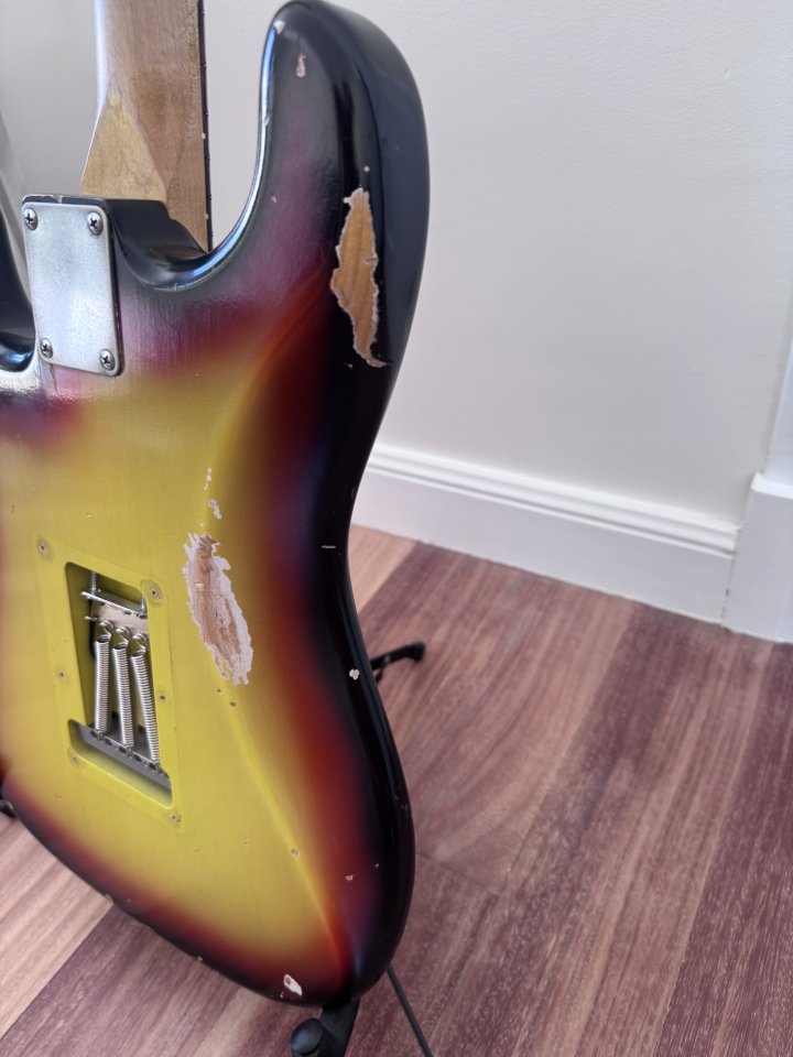 Nash Guitars S-63 – 3 Tone Sunburst de segunda mano · Foto 7 de 8 · Madrid · 2150 €