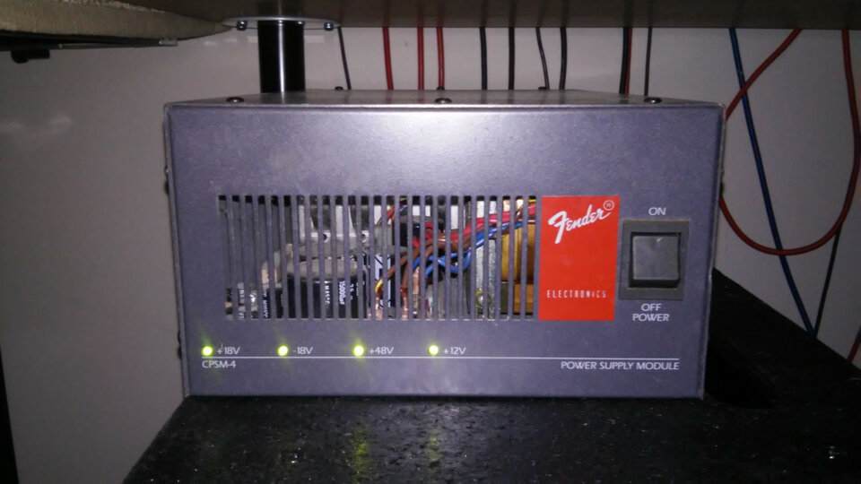 Mesa de mezclas Fender MX-5200