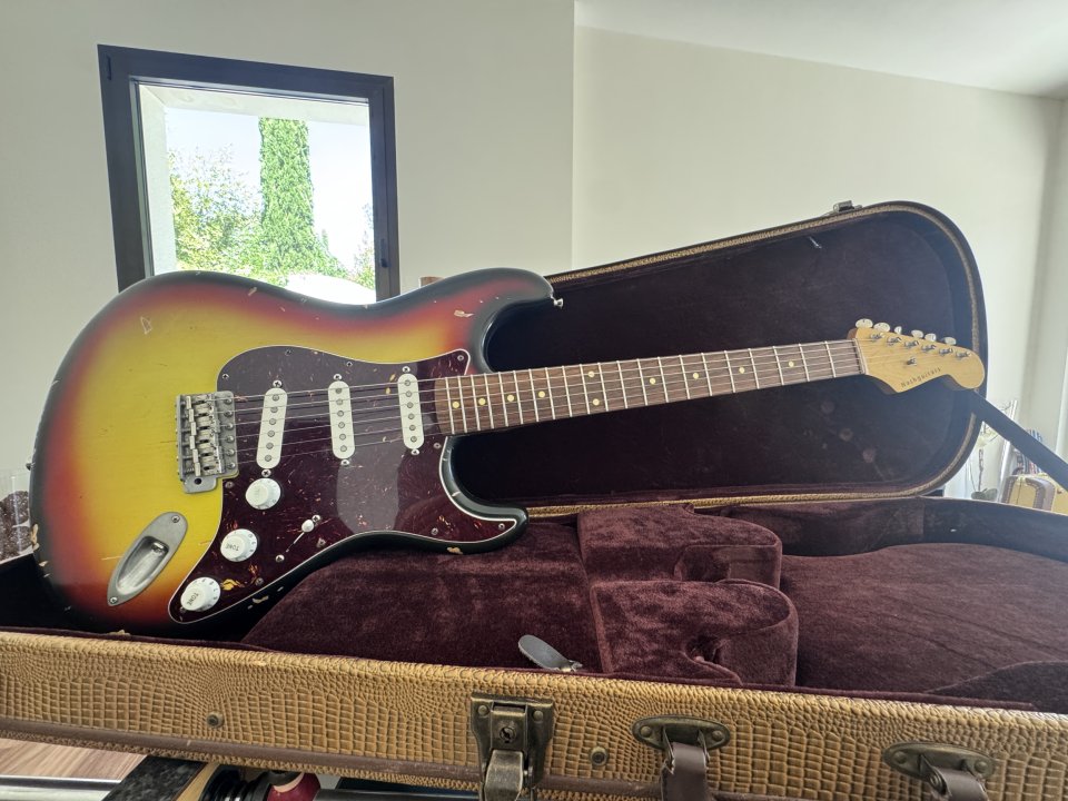 Nash Guitars S-63 – 3 Tone Sunburst de segunda mano · Foto 8 de 8 · Madrid · 2150 €