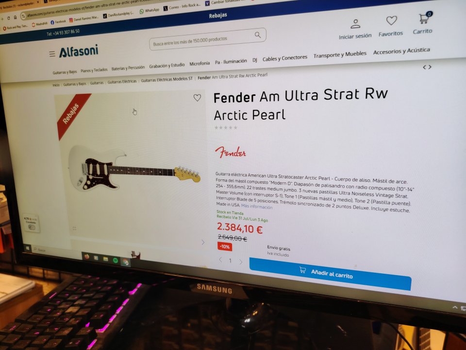 Guitarra Fender Ultra Stratocaster de segunda mano · Foto 10 de 10 · Madrid · 1950 €