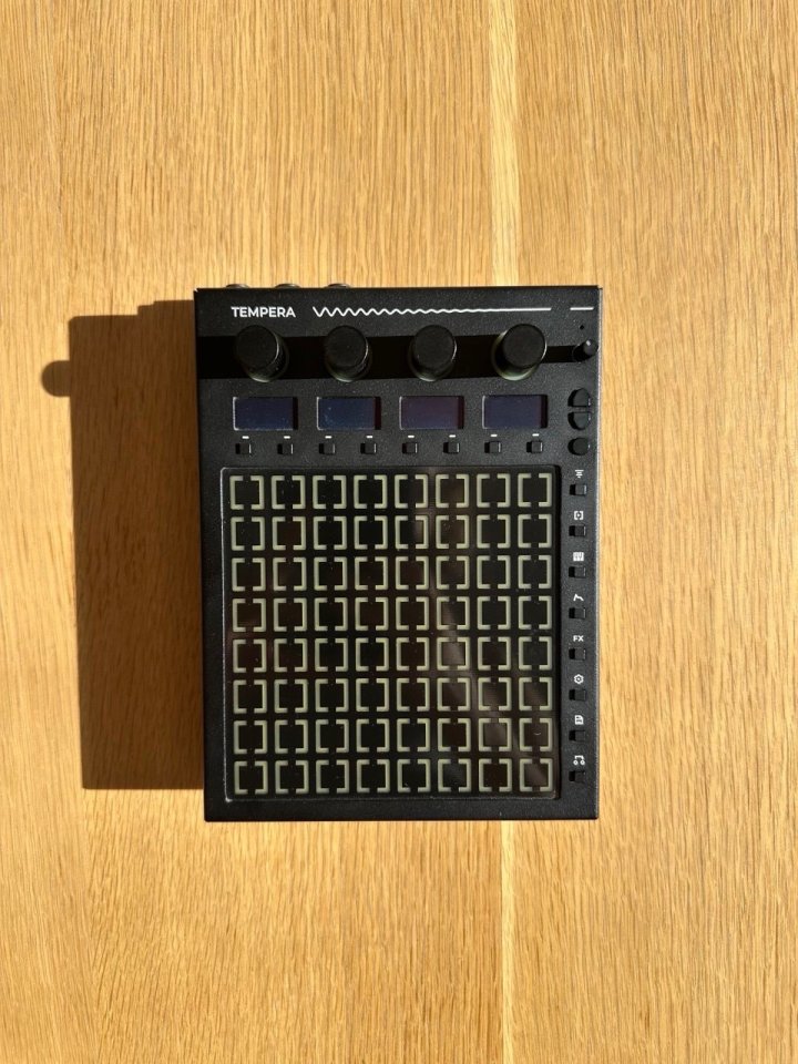 Tempera Granular Sintetizador