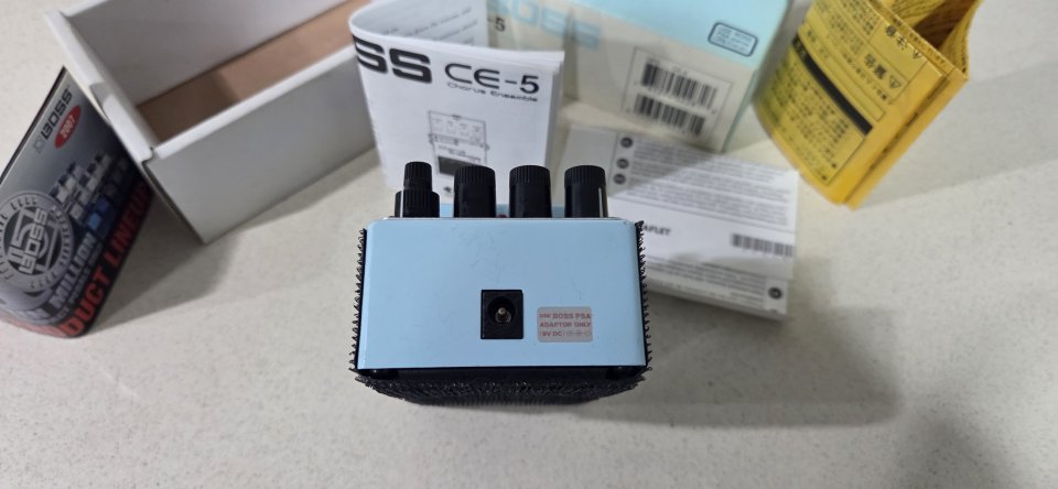 Boss ce-5 Chorus Ensemble