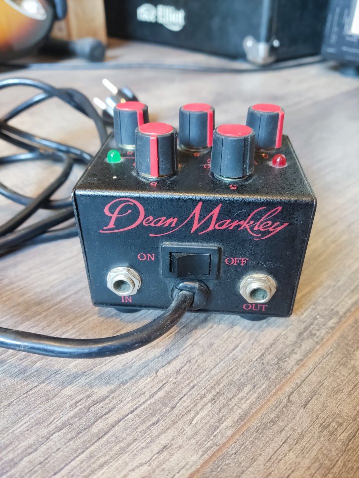Dean Markley Overlord a válvulas de segunda mano · Foto 2 de 3 · Madrid · 110 €