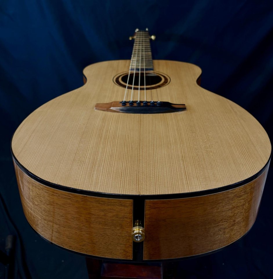 Guitarra luthier nueva tipo Martin 00-17