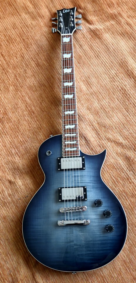 ESP LTD EC-256FM Azul Cobalto + funda