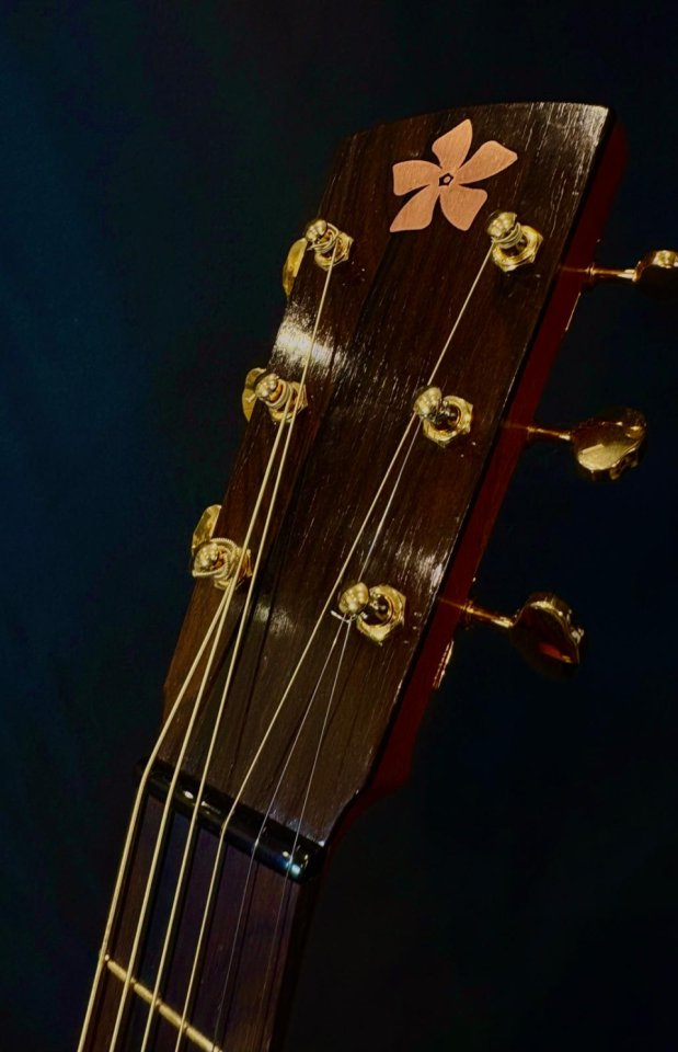 Guitarra luthier nueva tipo Martin 00-17