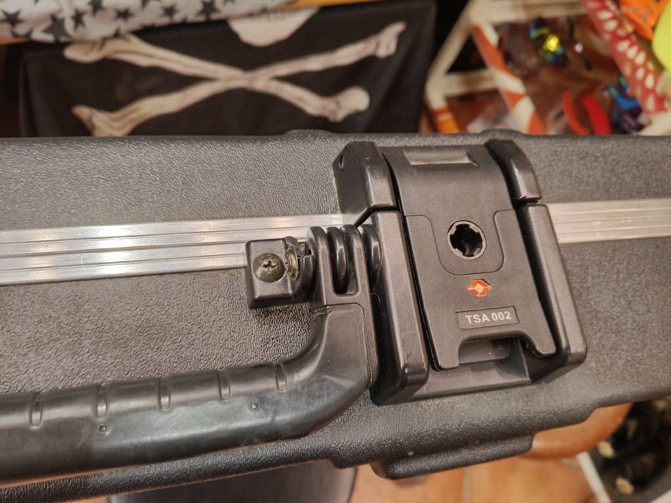 Estuche para bajo Fender. Tsa002