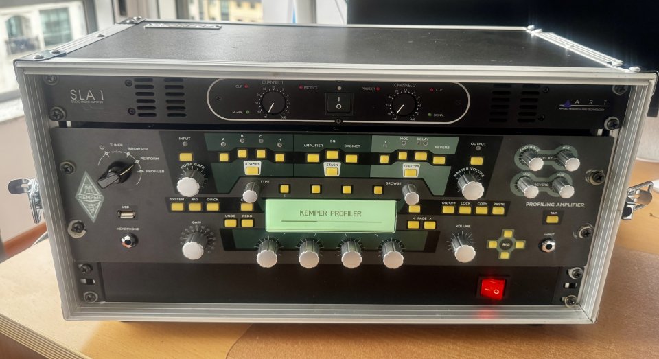 Kemper Profiler Rack + ART SLA-1 + rack + MIDI inalámbrico – sistema Plug & Play