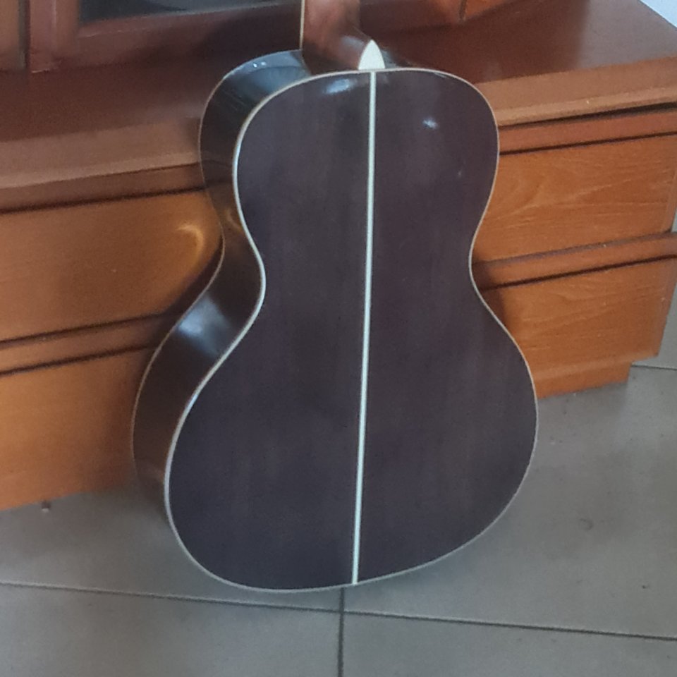 Harley Benton Parlor CLF-200 de segunda mano · Foto 5 de 10 · Barcelona · 160 €