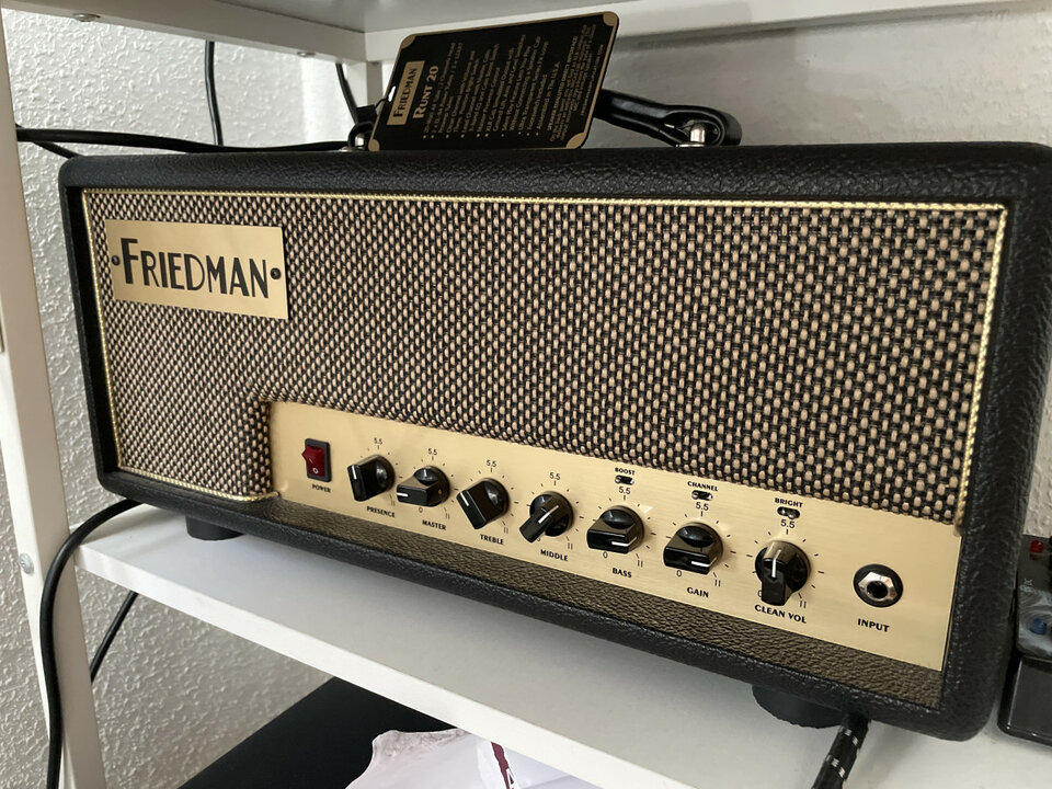 Friedman Runt 20 (RESERVADO)