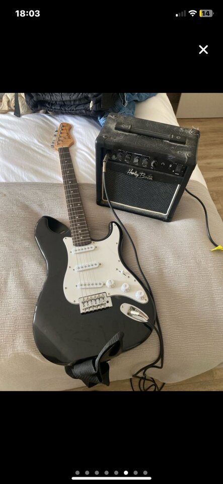Vendo guitarra eléctrica y amplificador harley benton de segunda mano · Foto 6 de 8 · Málaga · 165 €