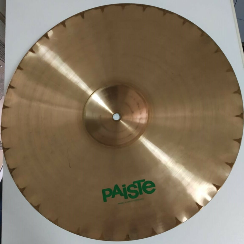 Hit Hat Paiste Sound edge 1000 14" de segunda mano · Foto 2 de 5 · Madrid · 320 €