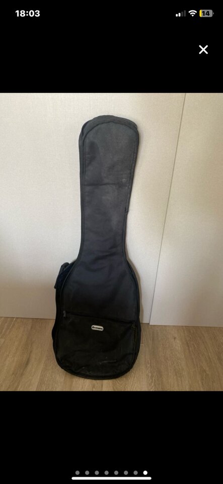 Vendo guitarra eléctrica y amplificador harley benton de segunda mano · Foto 8 de 8 · Málaga · 165 €