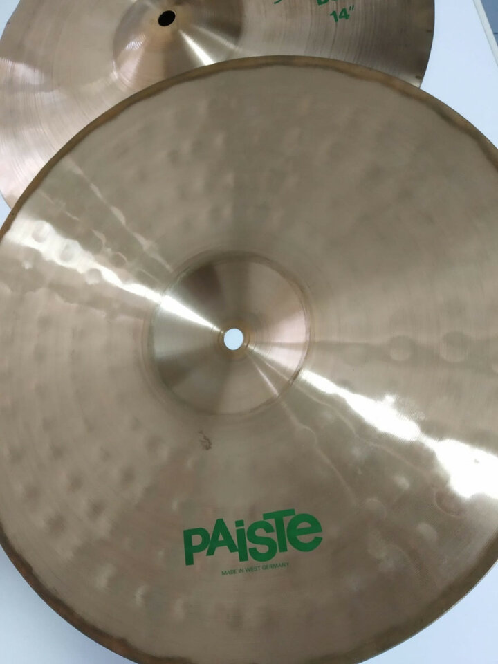 Hit Hat Paiste Sound edge 1000 14" de segunda mano · Foto 3 de 5 · Madrid · 320 €