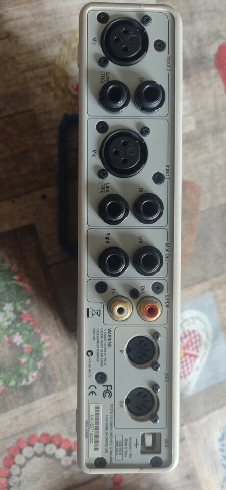 O cambioTarjeta Interface audio M box 2