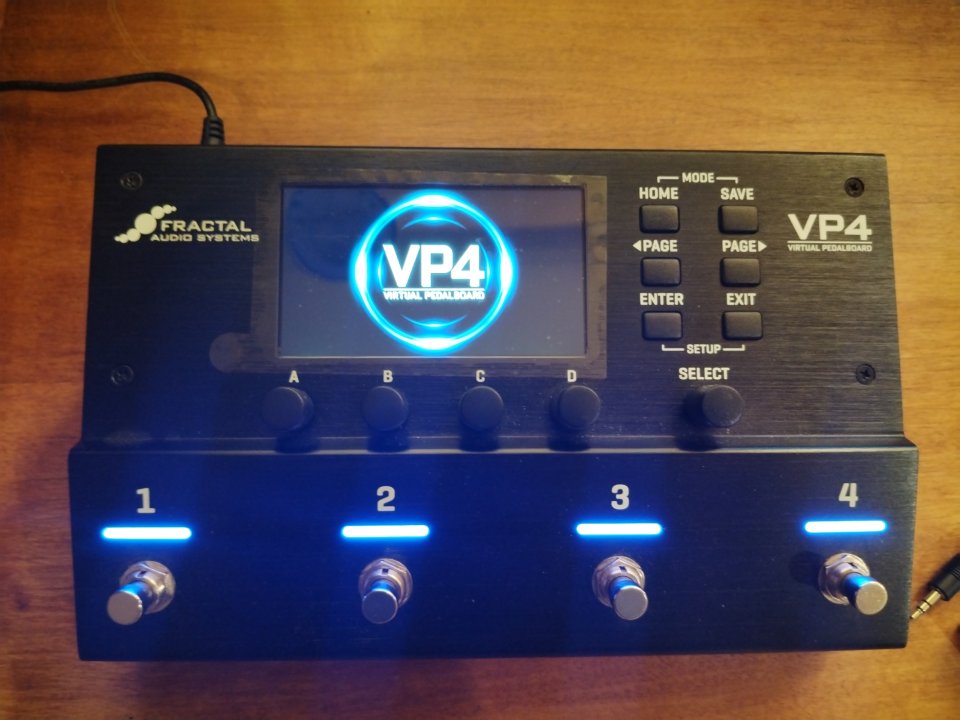 Fractal Audio VP4 de segunda mano · Foto 2 de 10 · Sevilla · 650 €