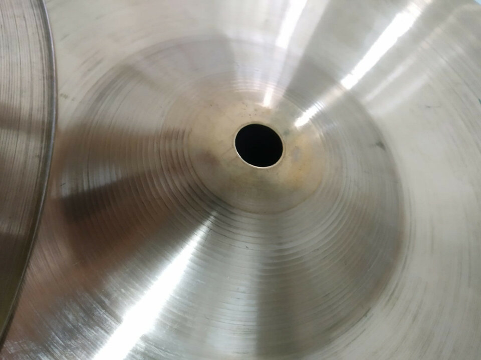 Hit Hat Paiste Sound edge 1000 14" de segunda mano · Foto 5 de 5 · Madrid · 320 €