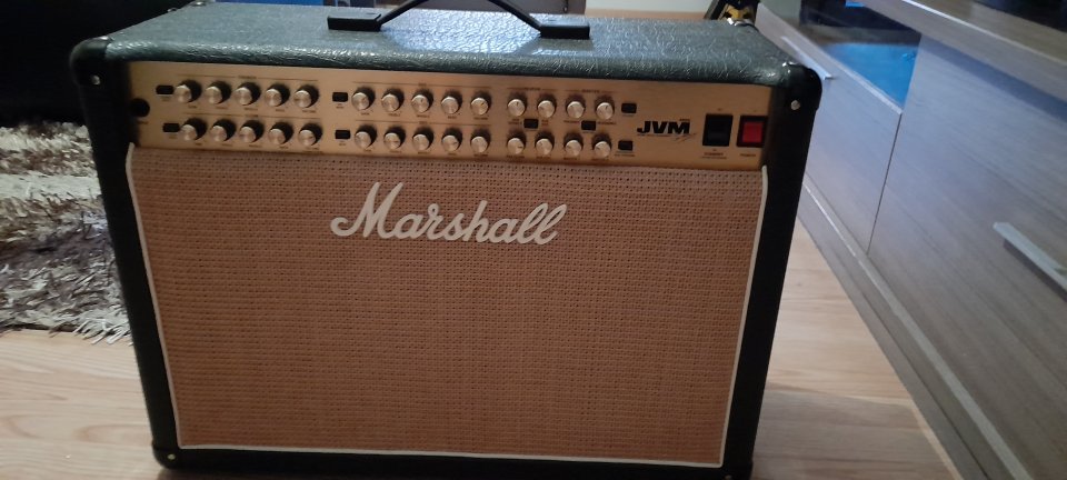 Aplificador Combo Marshall JVM4010C de 100W