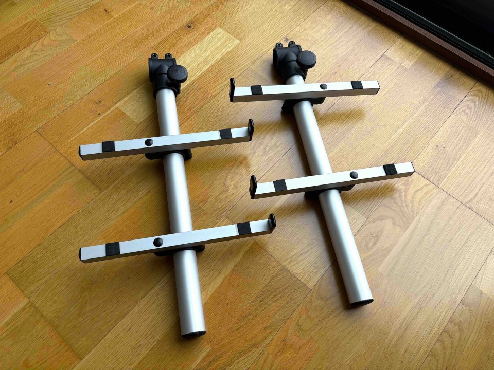 Soportes Monitor Jaspers 50S de segunda mano · Foto 1 de 4 · Toledo · 75 €