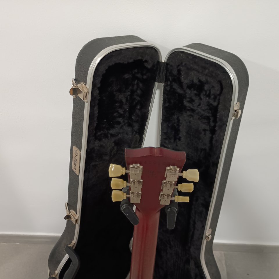 Gibson Les Paul Studio 2012+ estuche de segunda mano · Foto 9 de 10 · Málaga · 900 €