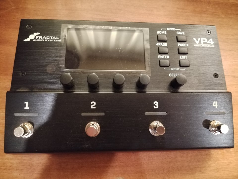Fractal Audio VP4 de segunda mano · Foto 4 de 10 · Sevilla · 650 €