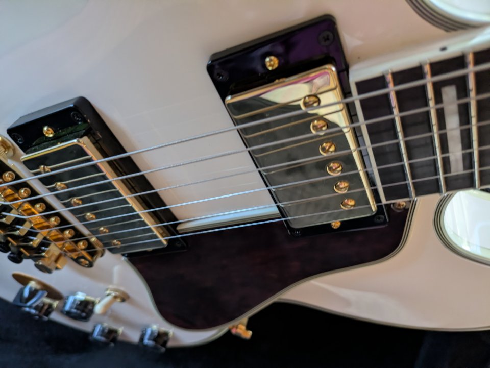 Epiphone B.B. King Lucille Blanca con pastillas Gibson (envío incluido) de segunda mano · Foto 9 de 10 · Madrid · 630 €