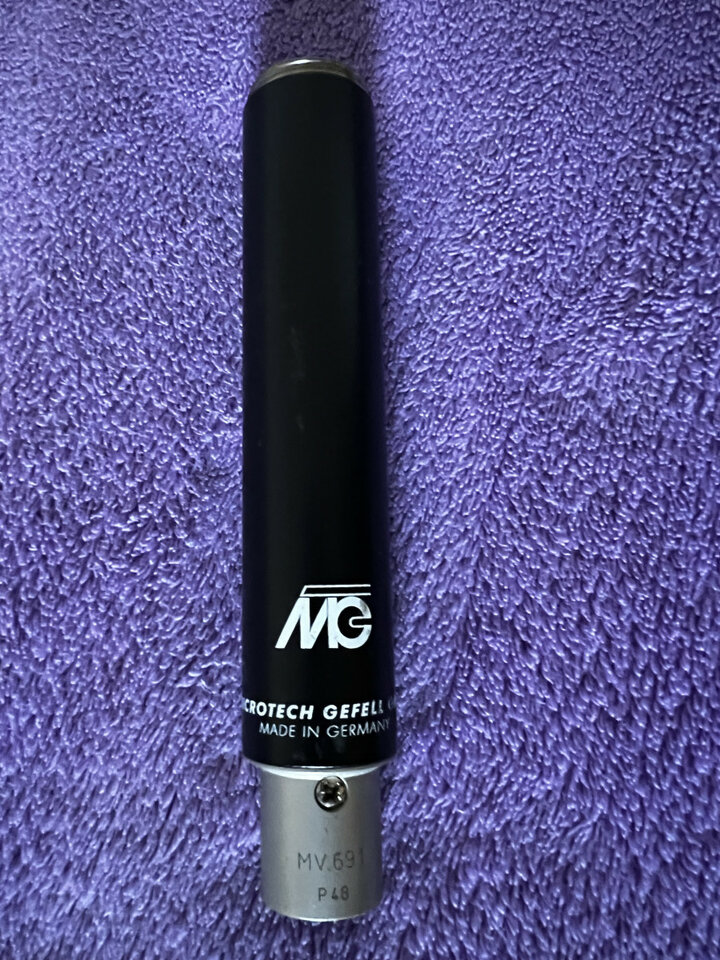 Micrófono de cañón Microtech Gefell años 70 totalmente restaurado