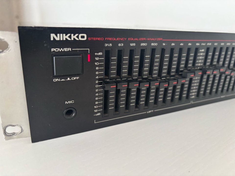 Ecualizador gráfico Nikko EQ-950 Japón de segunda mano · Foto 1 de 4 · Barcelona · 95 €