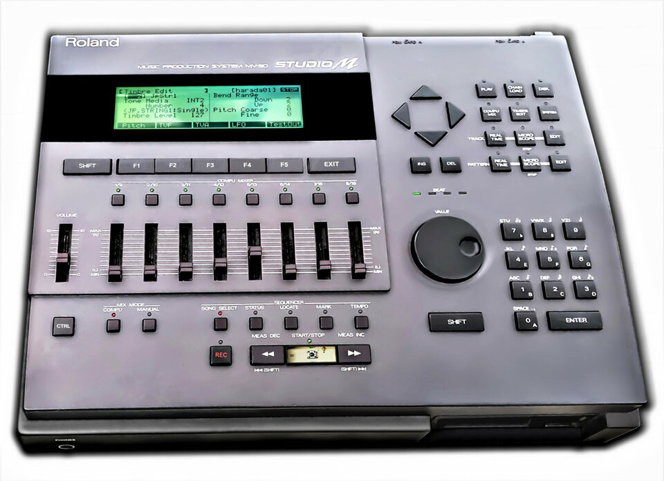 Secuenciador y Modulo de Sonidos ROLAND MV-30